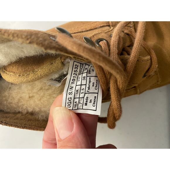 UGG Bethany Chestnut Lace Up Boot Womens Suede Sheepskin Fur Lined Size 7 - Picture 13 of 15